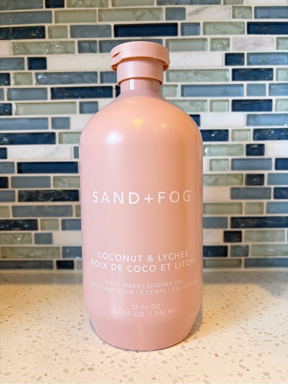NWT SAND + FOG Coconut & Lychee Body Wash / Shower Gel - Pink - 32 FL OZ